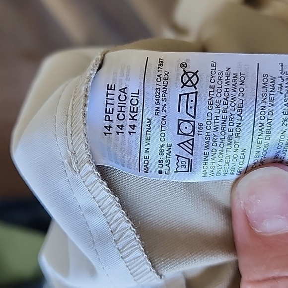 NWT Old Navy Skinny Stretch Chinos Sz 14 Petite - Picture 6 of 6